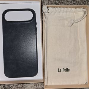 Le Pelle Leather Phone Case
